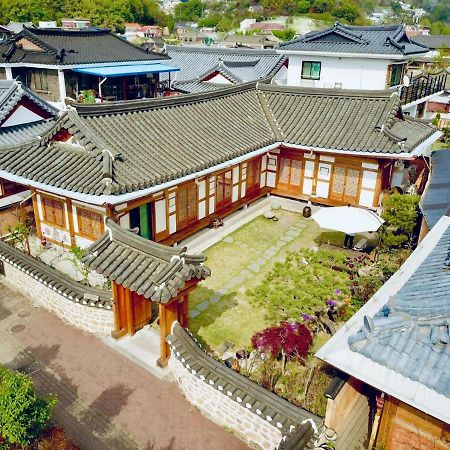 Hanok Hyeyum Чонджу Экстерьер фото