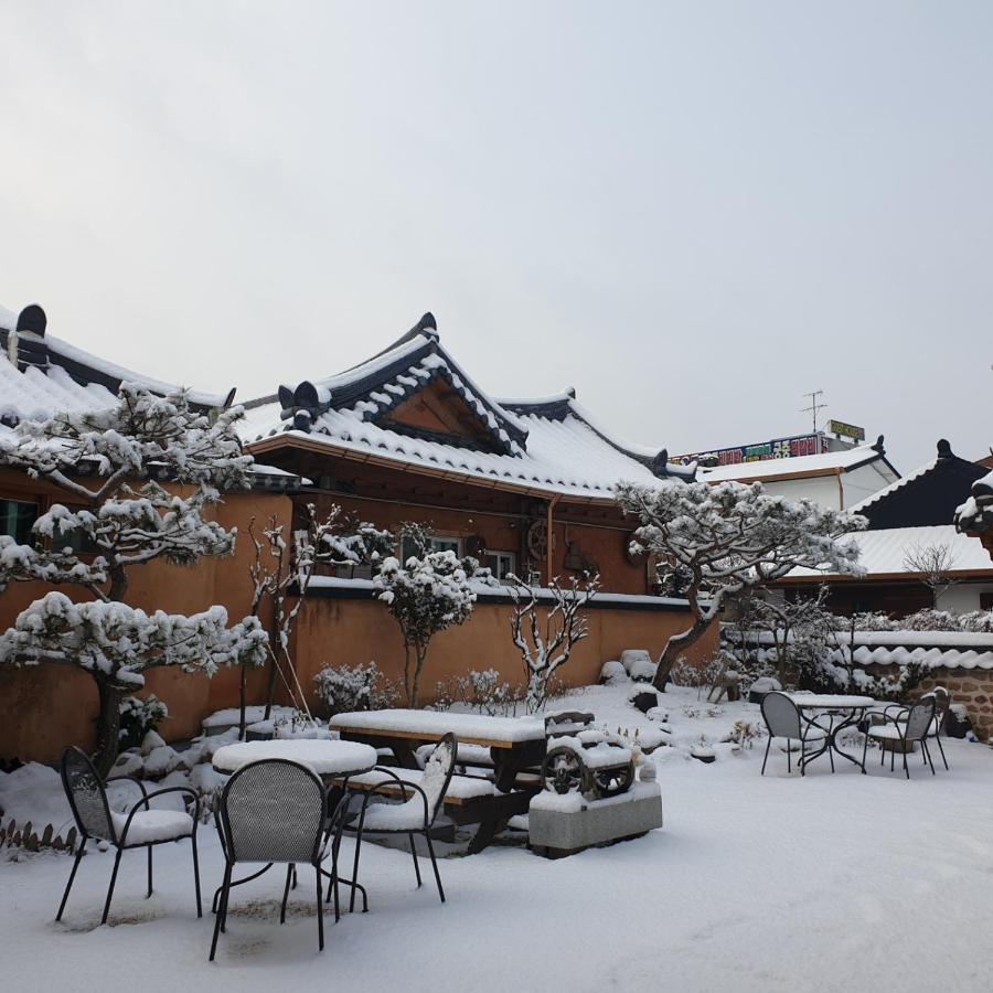 Hanok Hyeyum Чонджу Экстерьер фото