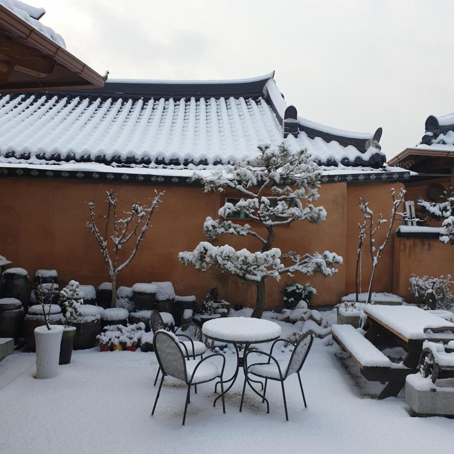 Hanok Hyeyum Чонджу Экстерьер фото